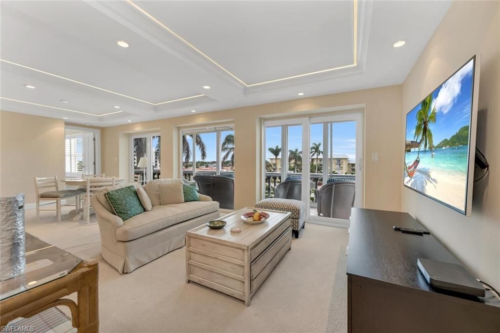 3003 Gulf Shore Blvd N, Unit 404, Naples, FL 34103 Photo