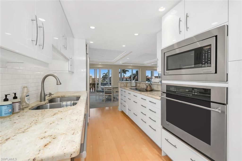 3003 Gulf Shore Blvd N, Unit 404, Naples, FL 34103 Photo