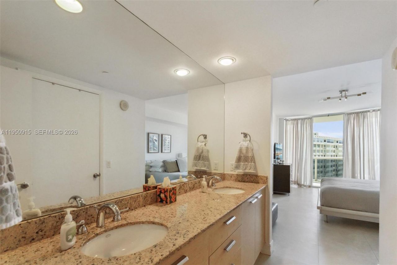 1800 S Ocean Dr , Unit 809, Hallandale Beach, FL 33009 Photo