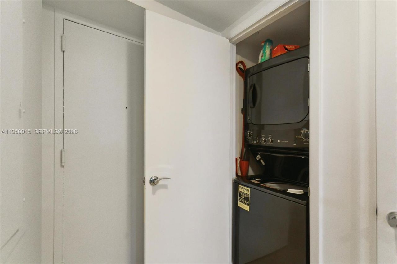 1800 S Ocean Dr , Unit 809, Hallandale Beach, FL 33009 Photo