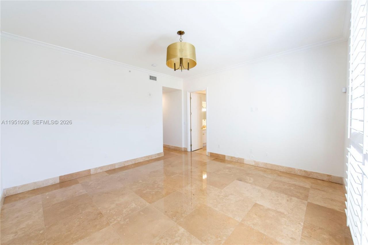 626 Coral Way, Unit 604, Coral Gables, FL 33134 Photo