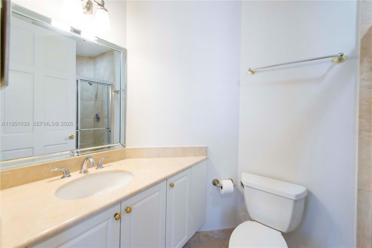 626 Coral Way, Unit 604, Coral Gables, FL 33134 Photo