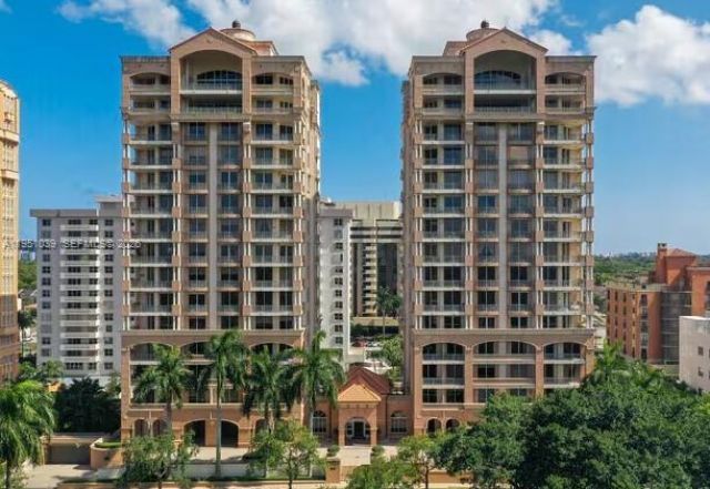 626 Coral Way, Unit 604, Coral Gables, FL 33134 Photo