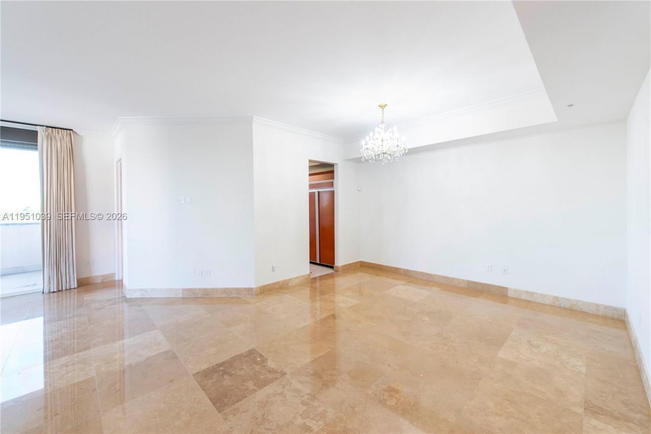 626 Coral Way, Unit 604, Coral Gables, FL 33134 Photo