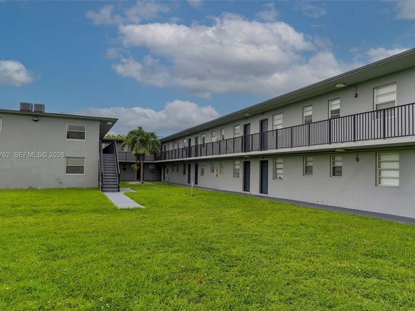 4300 SW 67th Ave , Unit 35, Miami, FL 33155