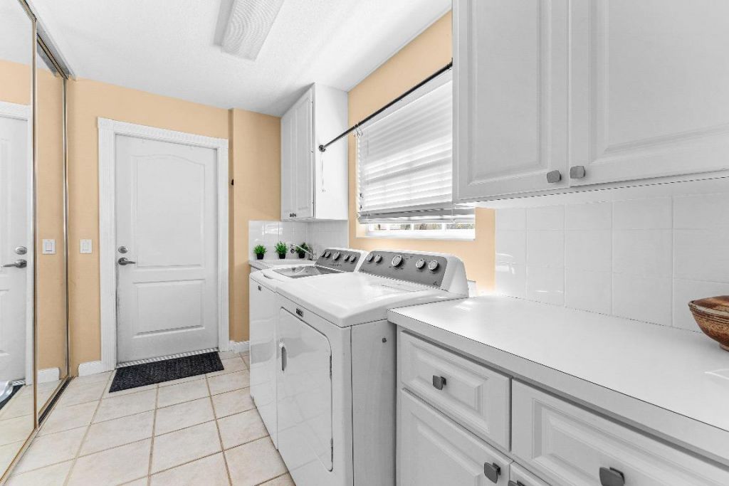 2841 Livingston Lane, West Palm Beach, FL 33411 Photo