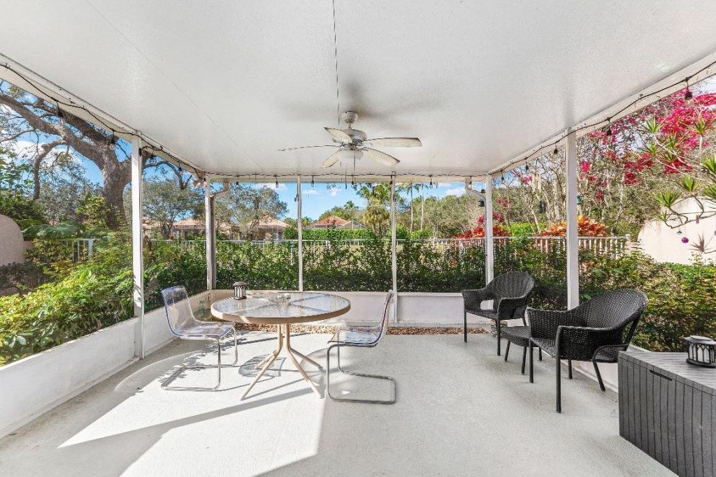 2841 Livingston Lane, West Palm Beach, FL 33411 Photo