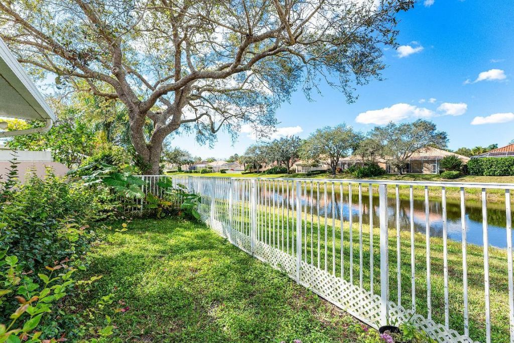 2841 Livingston Lane, West Palm Beach, FL 33411 Photo