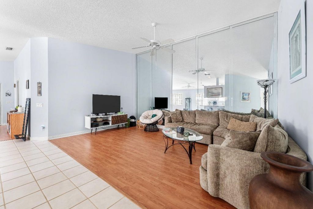 2841 Livingston Lane, West Palm Beach, FL 33411 Photo