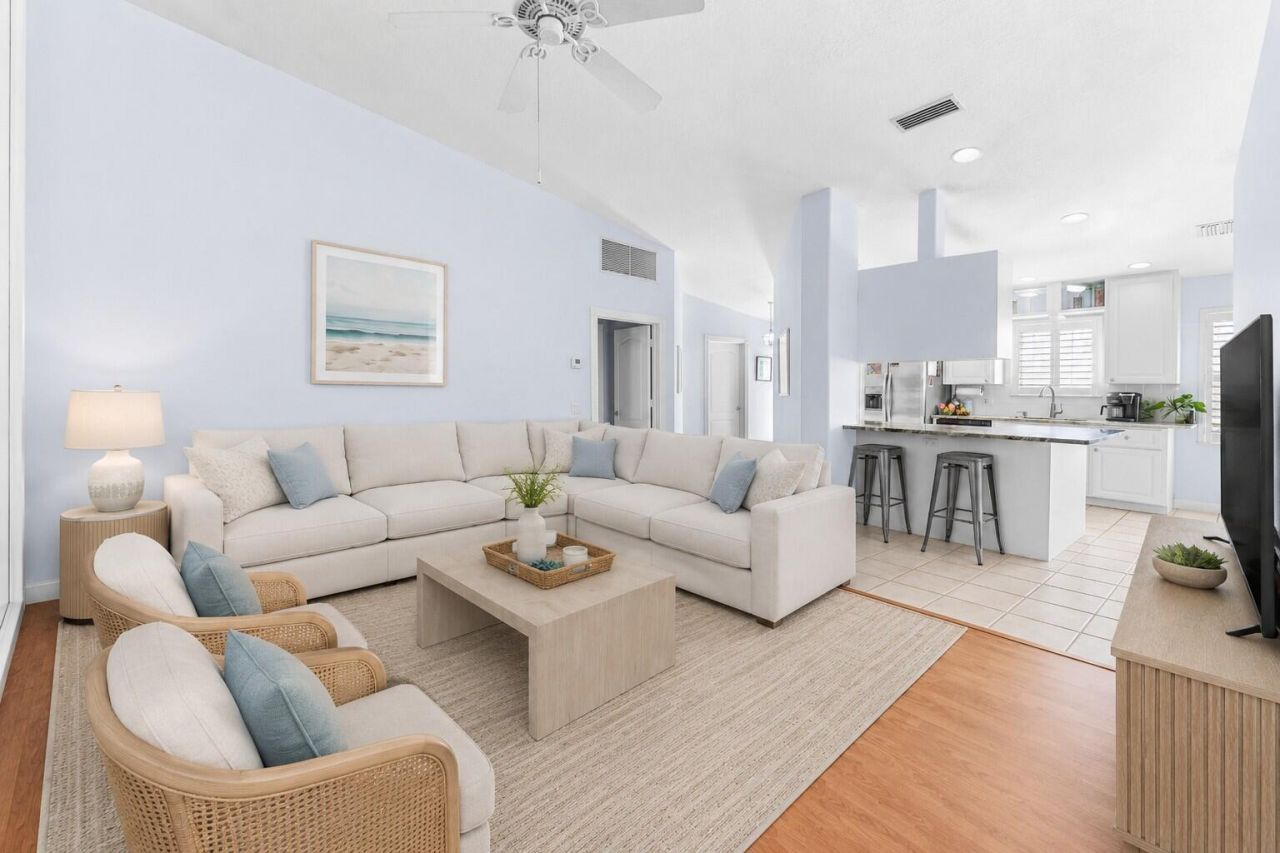 2841 Livingston Lane, West Palm Beach, FL 33411 Photo