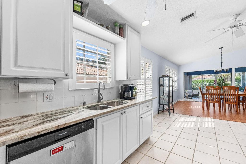 2841 Livingston Lane, West Palm Beach, FL 33411 Photo