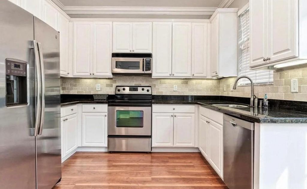 1084 NW 18th Ave, Boca Raton, FL 33486 Photo