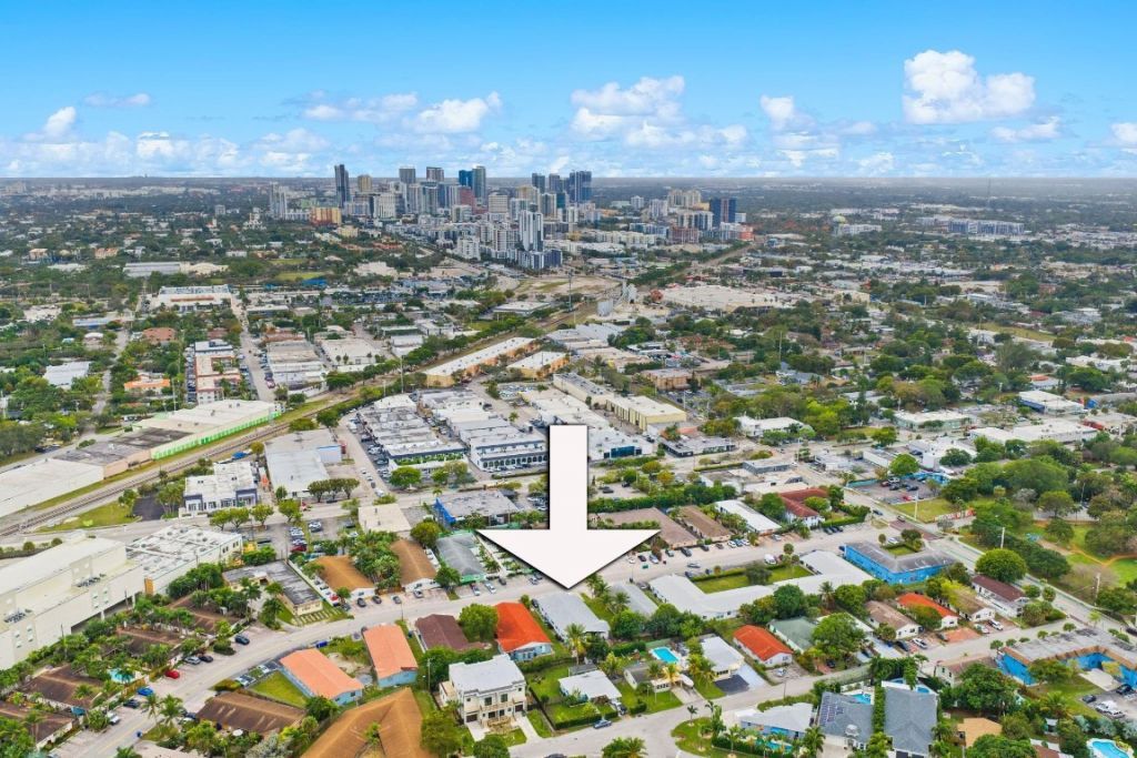 739 NE 13th Court, Fort Lauderdale, FL 33304 Photo