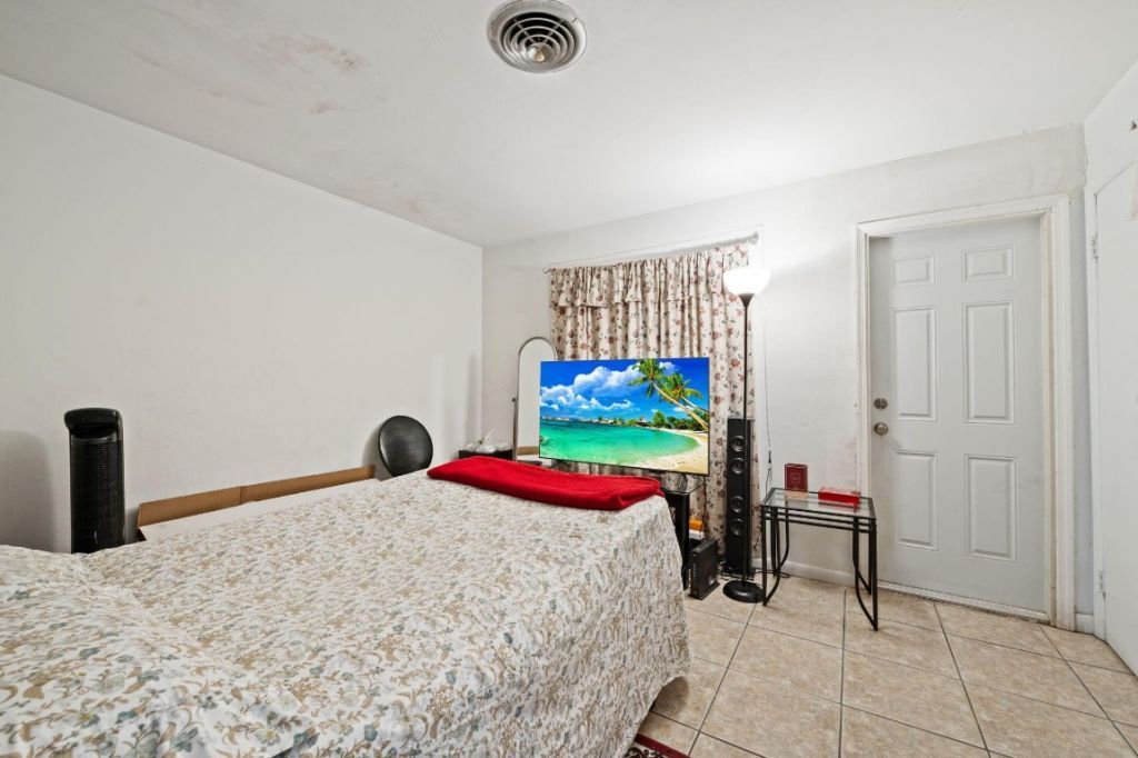 739 NE 13th Court, Fort Lauderdale, FL 33304 Photo