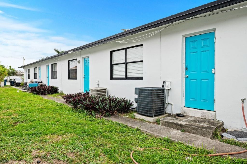 739 NE 13th Court, Fort Lauderdale, FL 33304 Photo