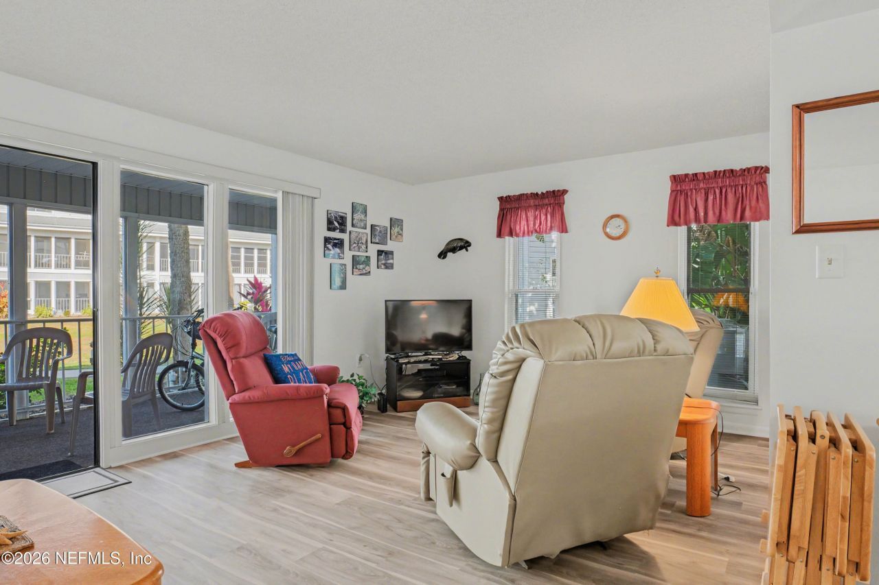 115 River Bend Place, Unit C, Welaka, FL 32193 Photo