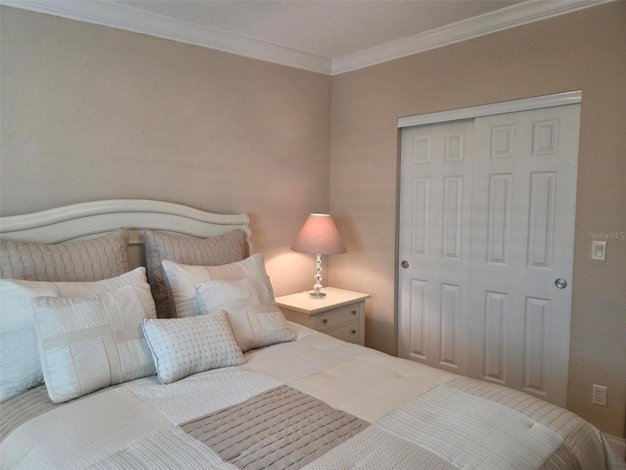 3213 Pink Oak Terrace, Sarasota, FL 34237 Photo