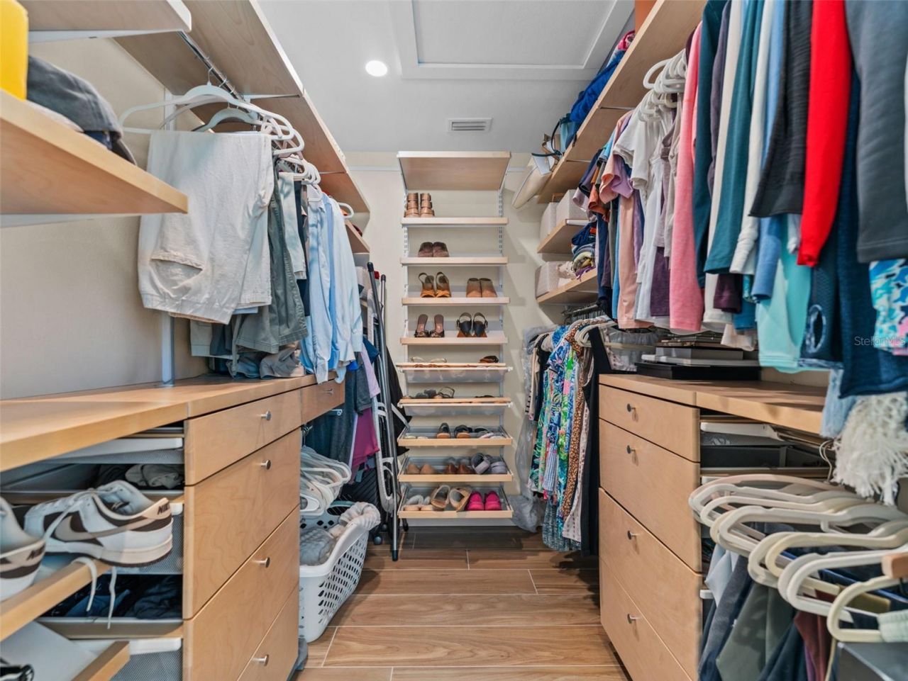 231 72nd Street N, Saint Petersburg, FL 33710 Photo