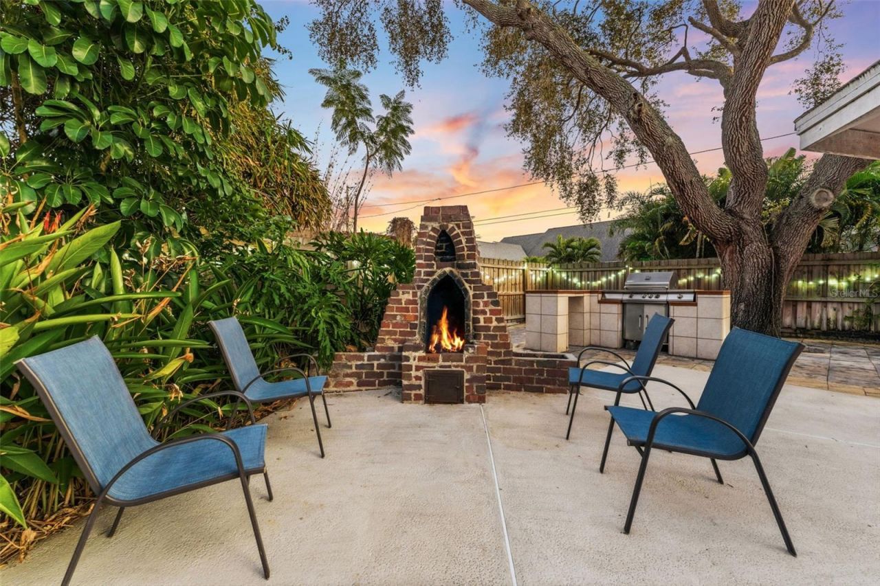 231 72nd Street N, Saint Petersburg, FL 33710 Photo