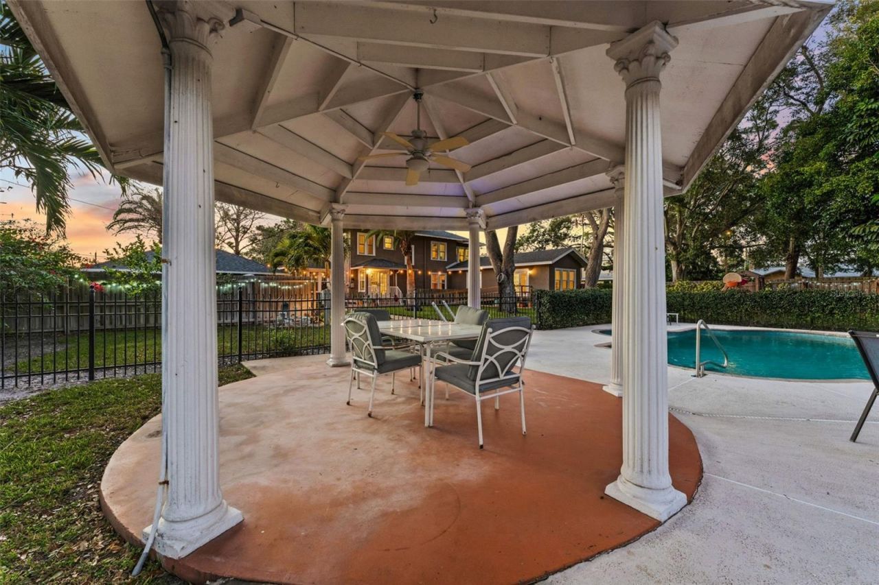 231 72nd Street N, Saint Petersburg, FL 33710 Photo