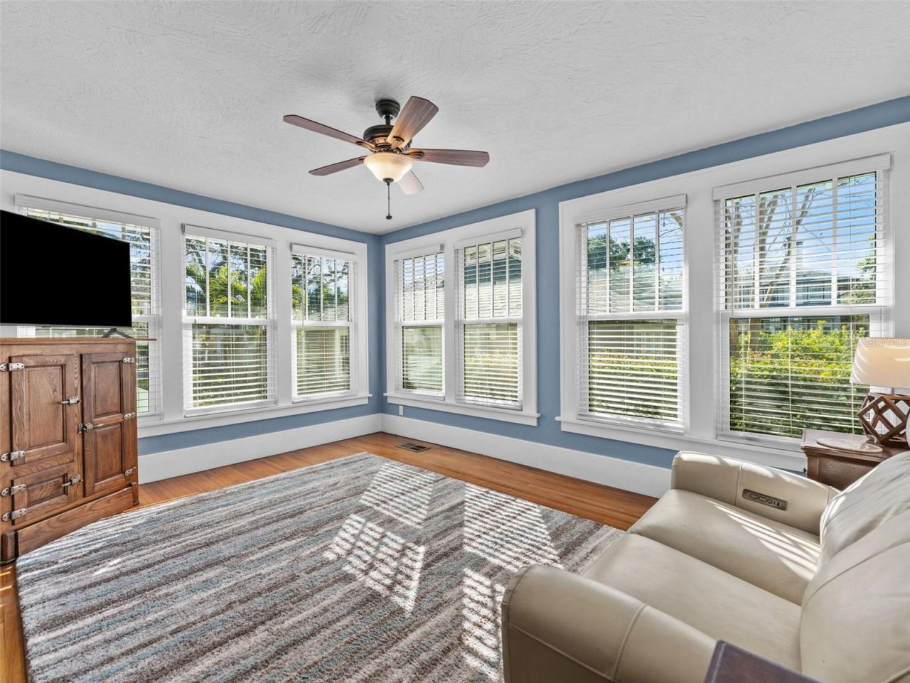 231 72nd Street N, Saint Petersburg, FL 33710 Photo