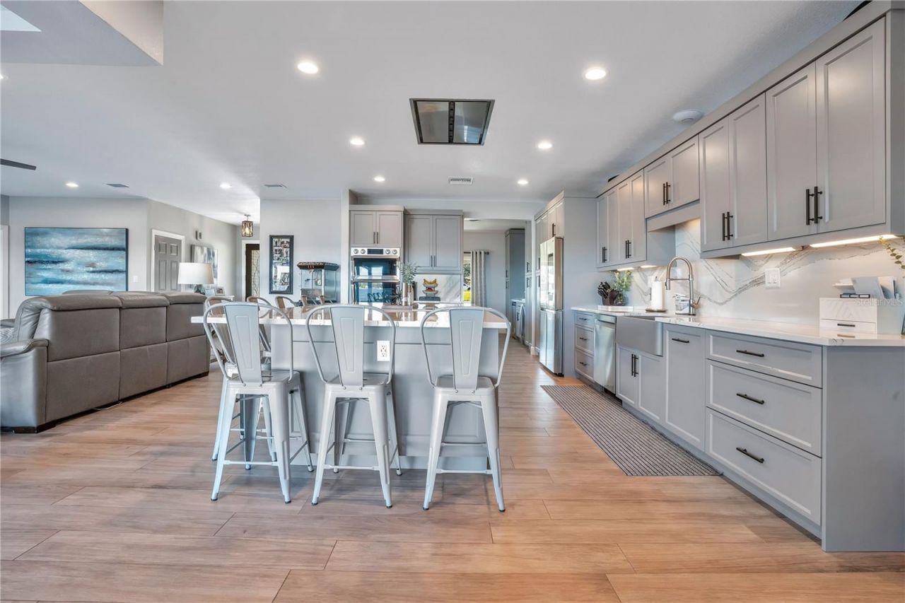 3433 Cullen Lake Shore Drive, Belle Isle, FL 32812 Photo