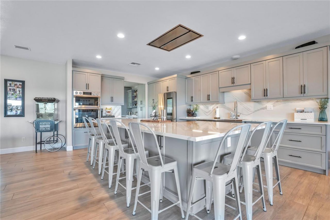 3433 Cullen Lake Shore Drive, Belle Isle, FL 32812 Photo