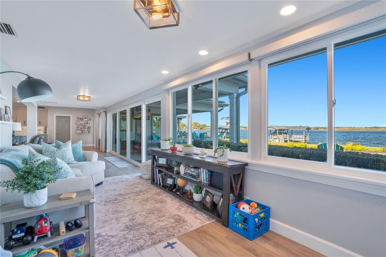 3433 Cullen Lake Shore Drive, Belle Isle, FL 32812 Photo