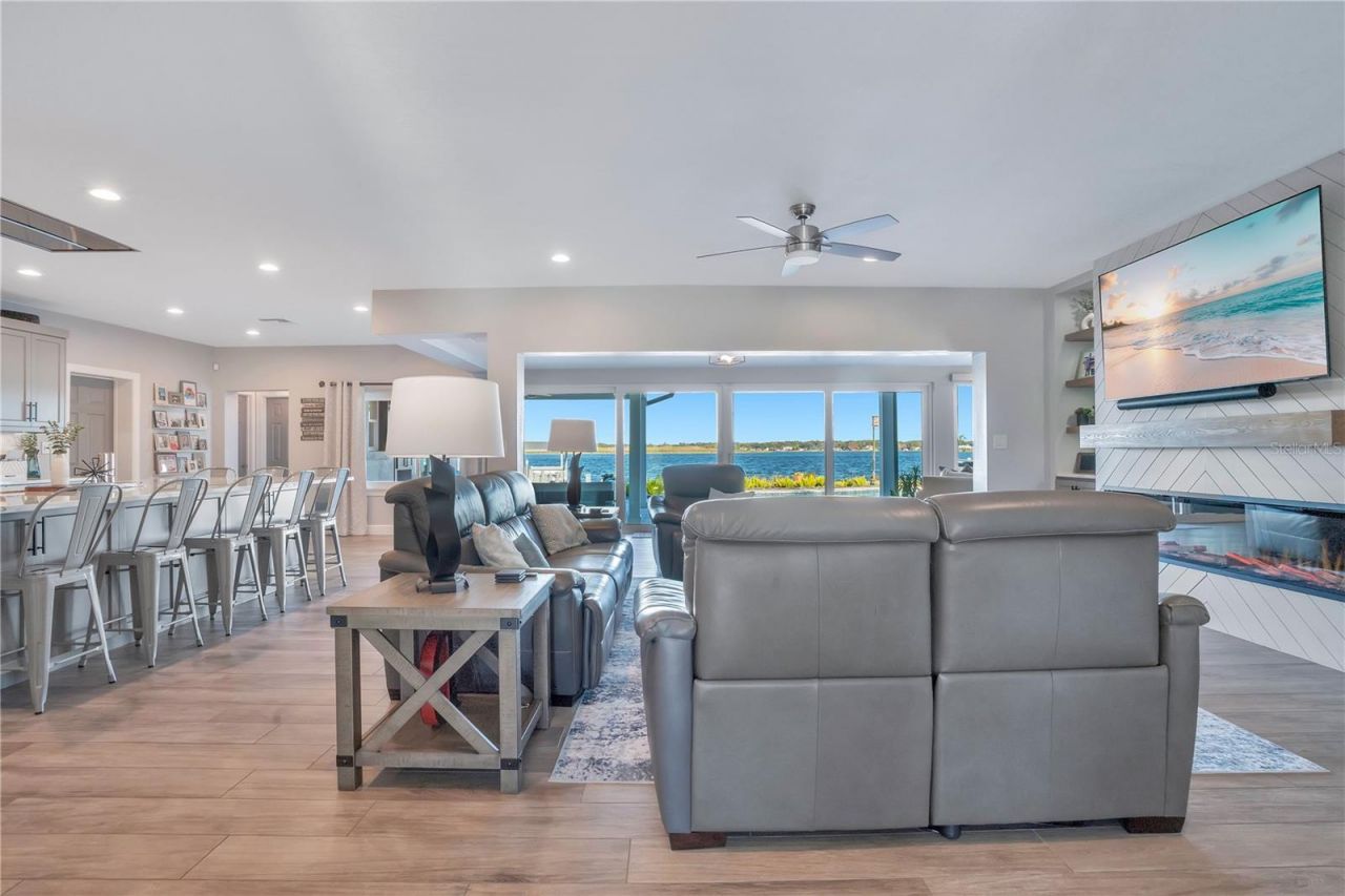 3433 Cullen Lake Shore Drive, Belle Isle, FL 32812 Photo