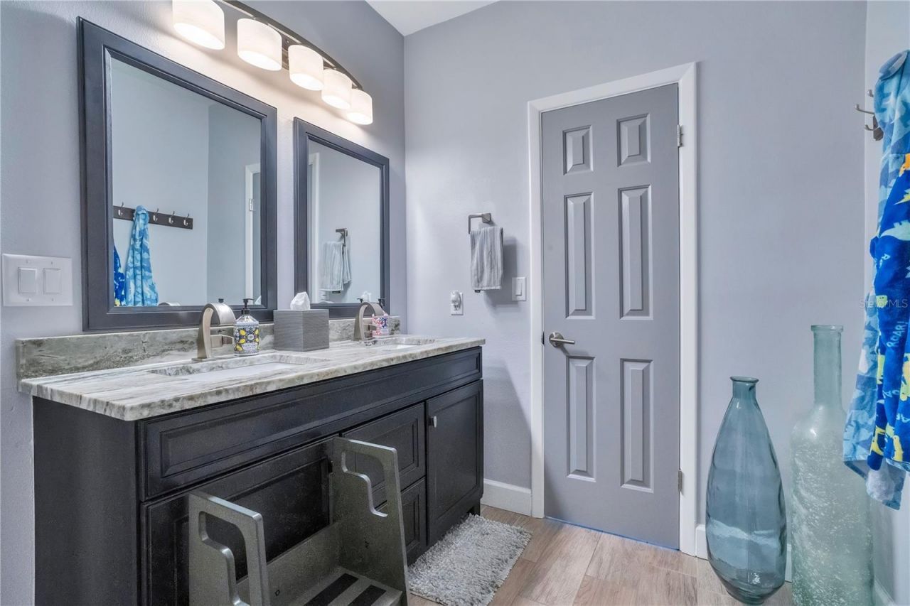 3433 Cullen Lake Shore Drive, Belle Isle, FL 32812 Photo