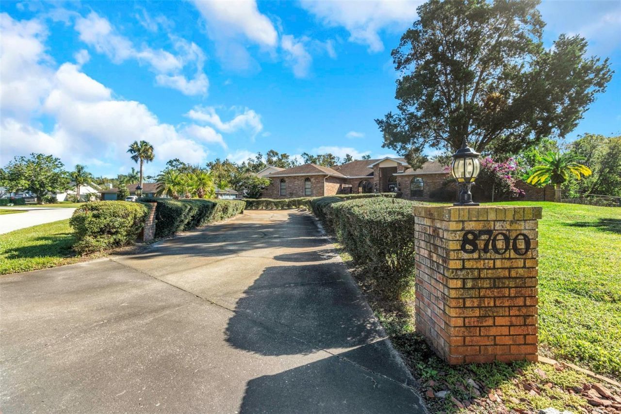 8700 Cessna Drive, New Port Richey, FL 34654 Photo