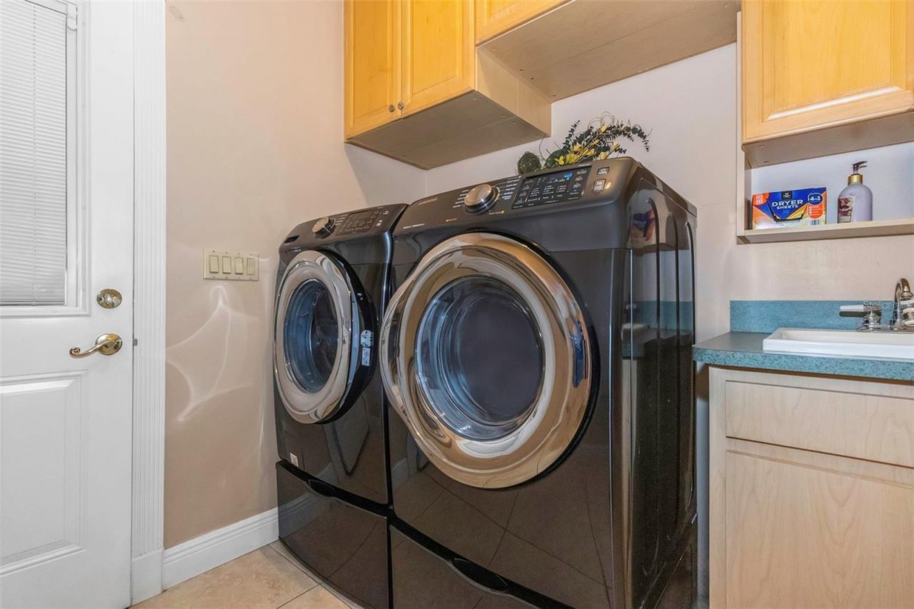 8700 Cessna Drive, New Port Richey, FL 34654 Photo