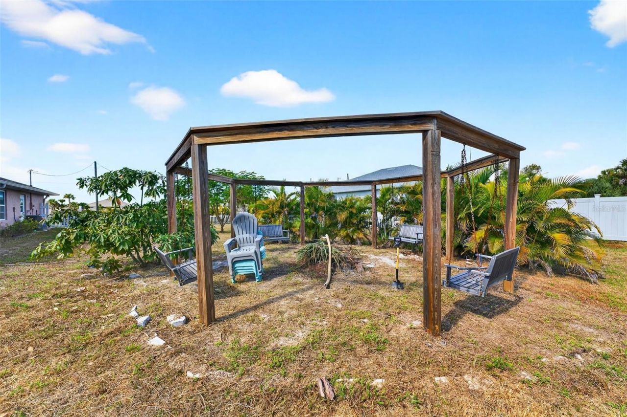 113 Sesame Road W, Rotonda West, FL 33947 Photo
