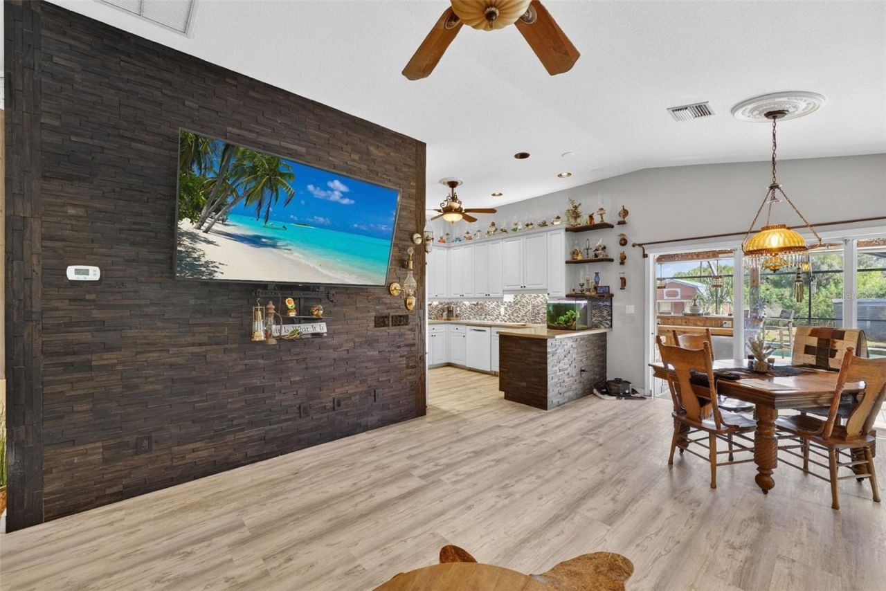 113 Sesame Road W, Rotonda West, FL 33947 Photo