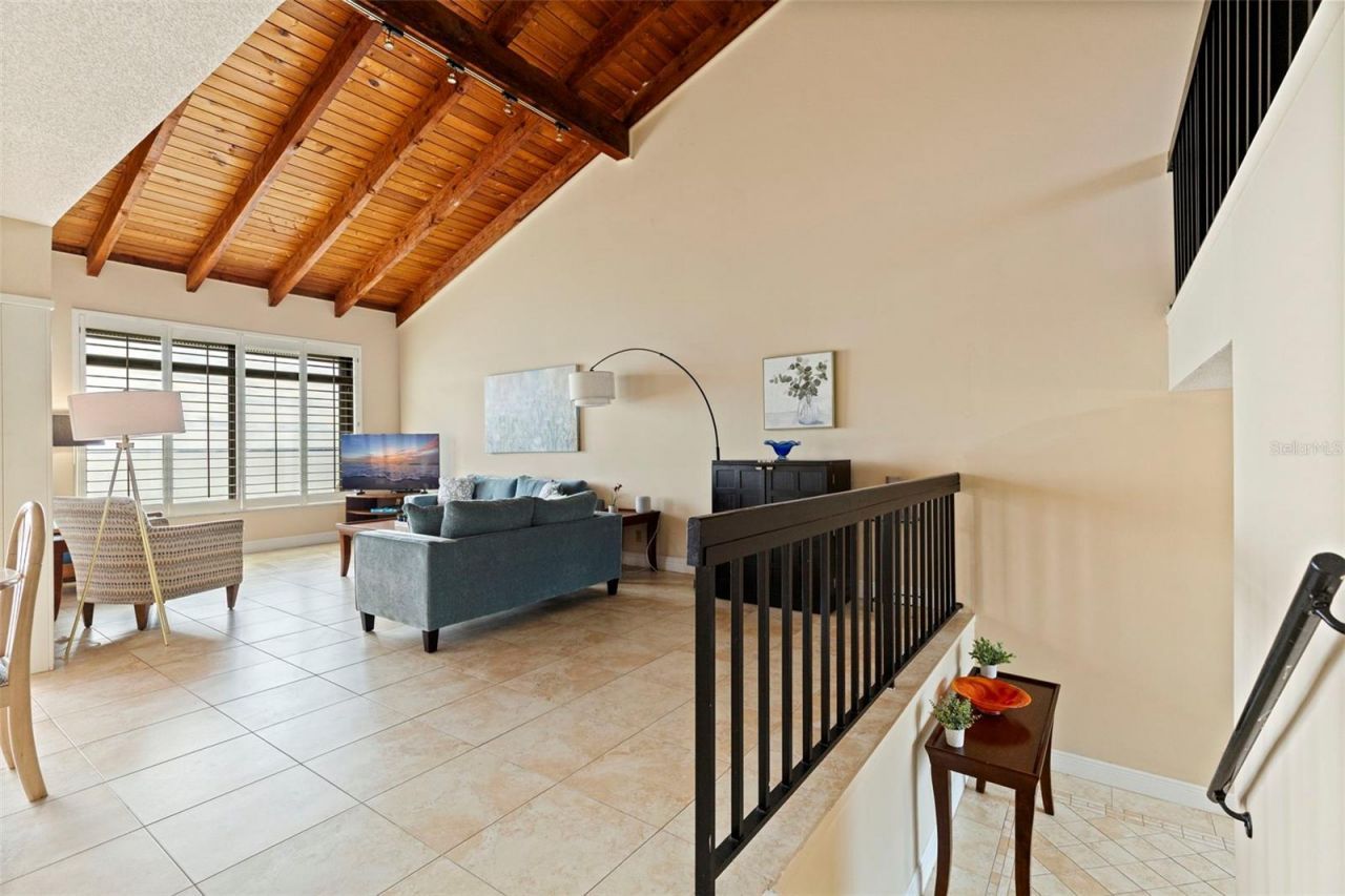 5668 Escondida Boulevard S, Saint Petersburg, FL 33715 Photo