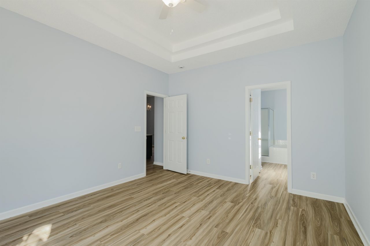 6011 Mossy Oaks Dr. Photo 28