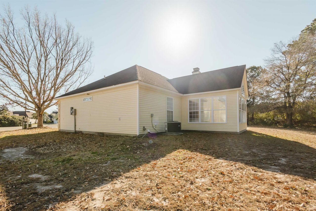 6011 Mossy Oaks Dr. Photo 4