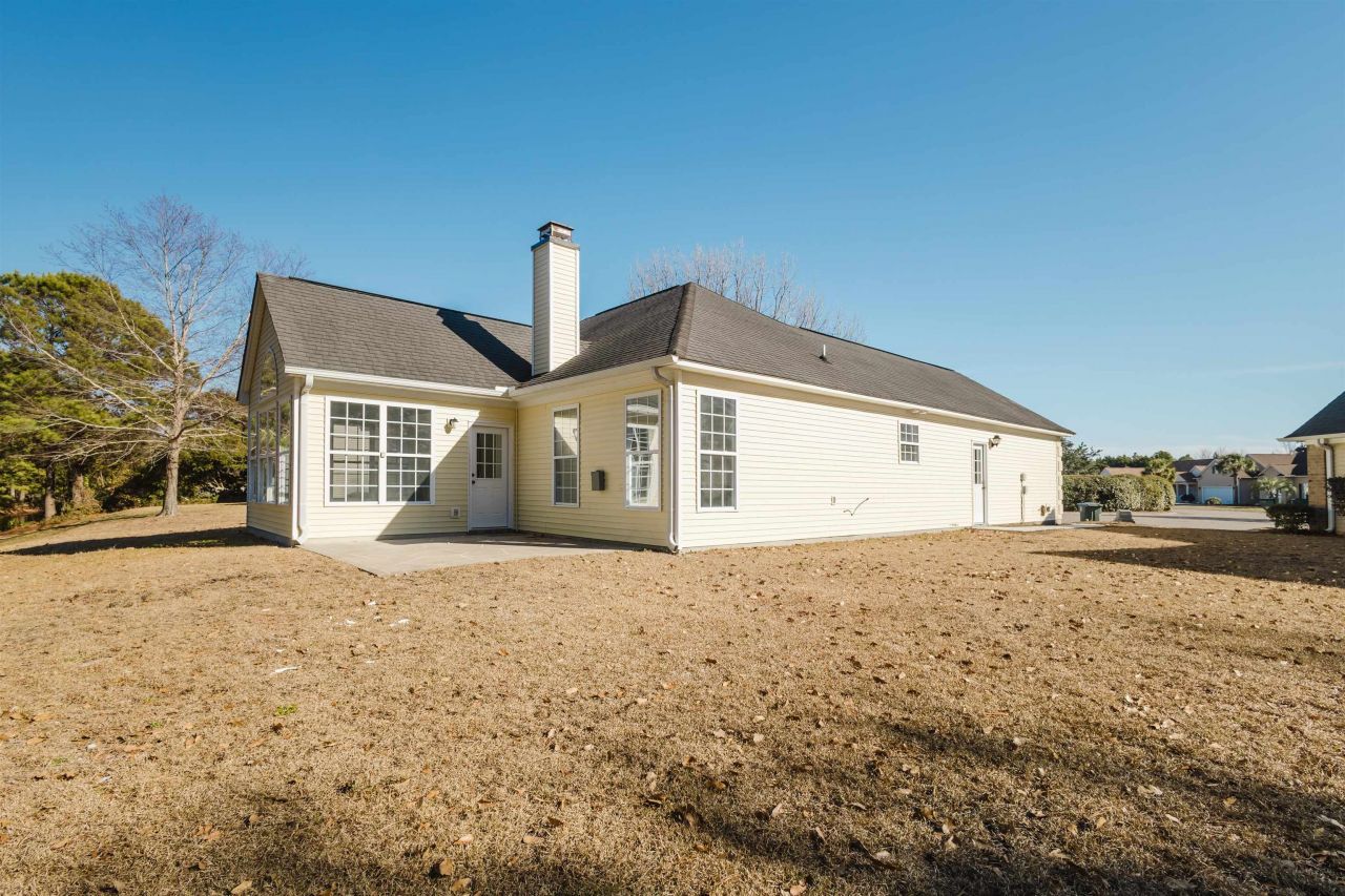 6011 Mossy Oaks Dr. Photo 5