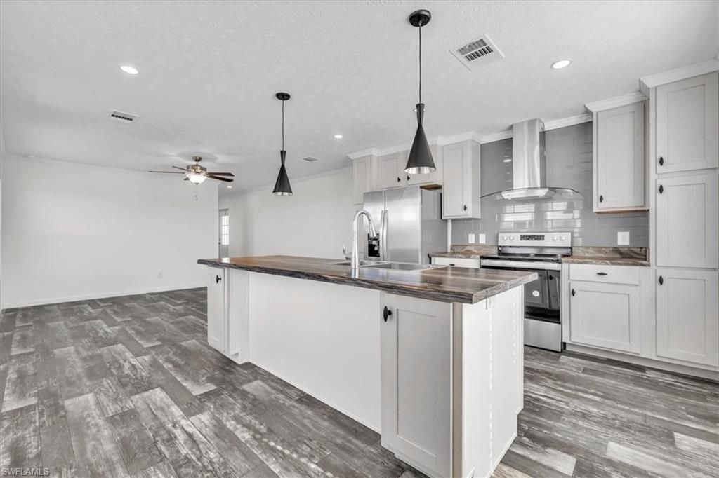 3162 Mercury Ln , North Fort Myers, FL 33903 Photo