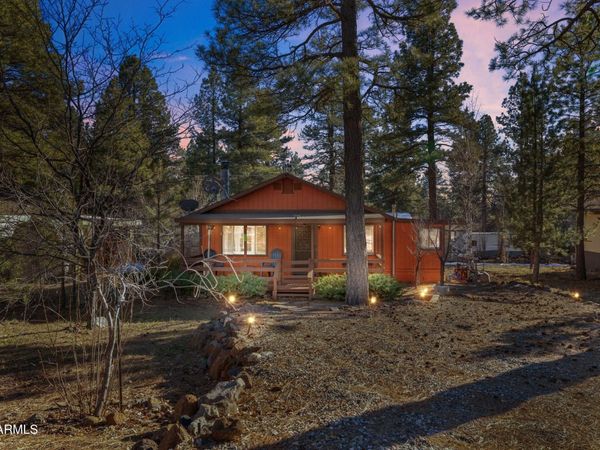 735 E CEDAR WOOD Drive, Munds Park, AZ 86017