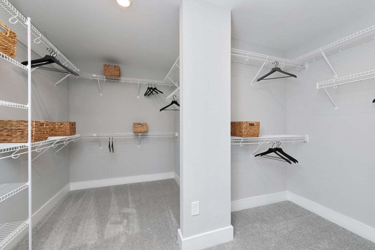 120 Crosswick Street Photo 31