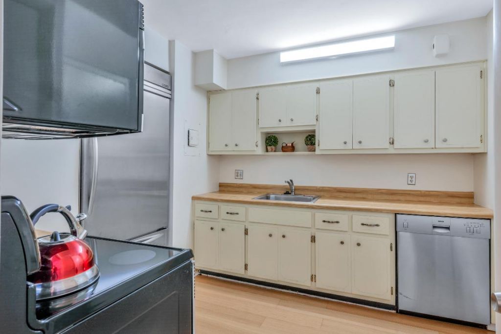 170 N Ocean Boulevard, Unit 207, Palm Beach, FL 33480 Photo