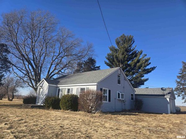 2608 State Route 17, Toluca, IL 61369