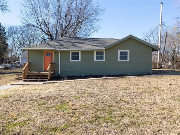 4410 NE 46 Street, Kansas City, MO 64117