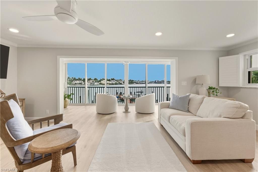 222 Harbour Dr, Unit 218, Naples, FL 34103 Photo