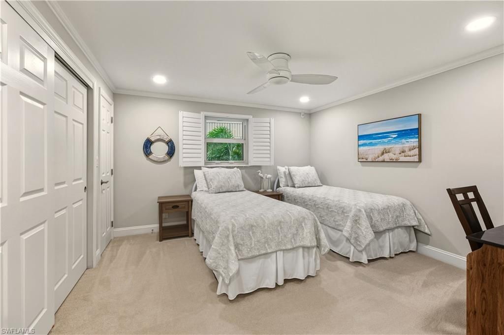 222 Harbour Dr, Unit 218, Naples, FL 34103 Photo