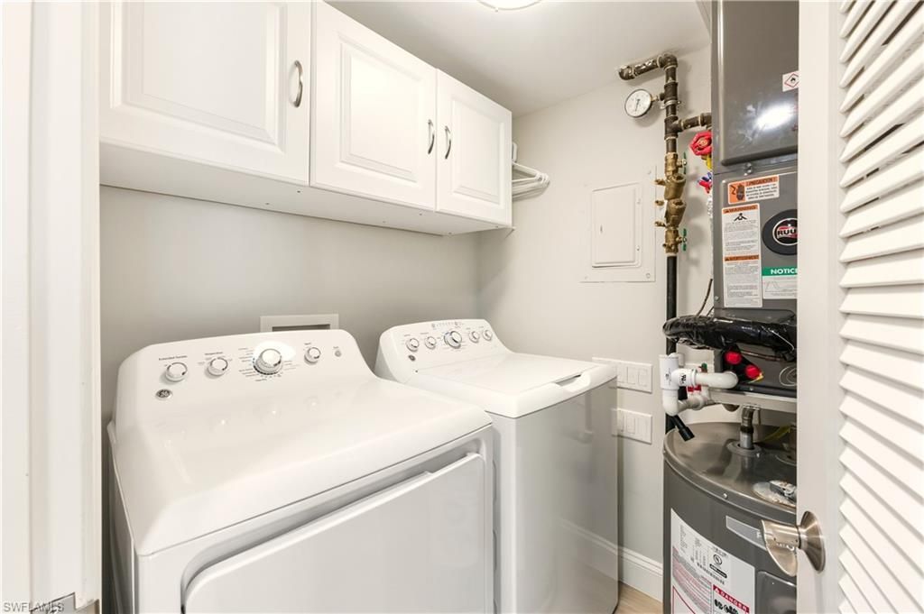 222 Harbour Dr, Unit 218, Naples, FL 34103 Photo