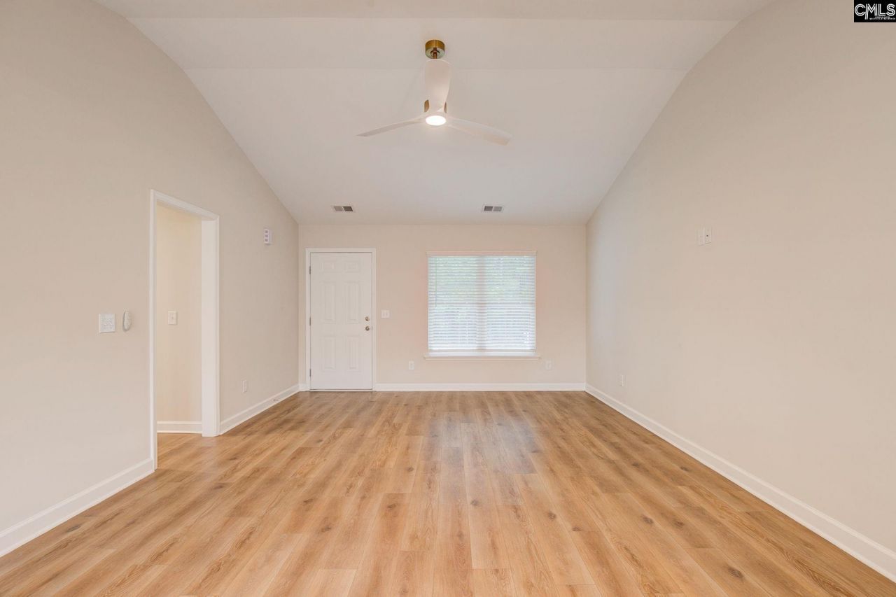 1367 Wildwood Lane Photo 11