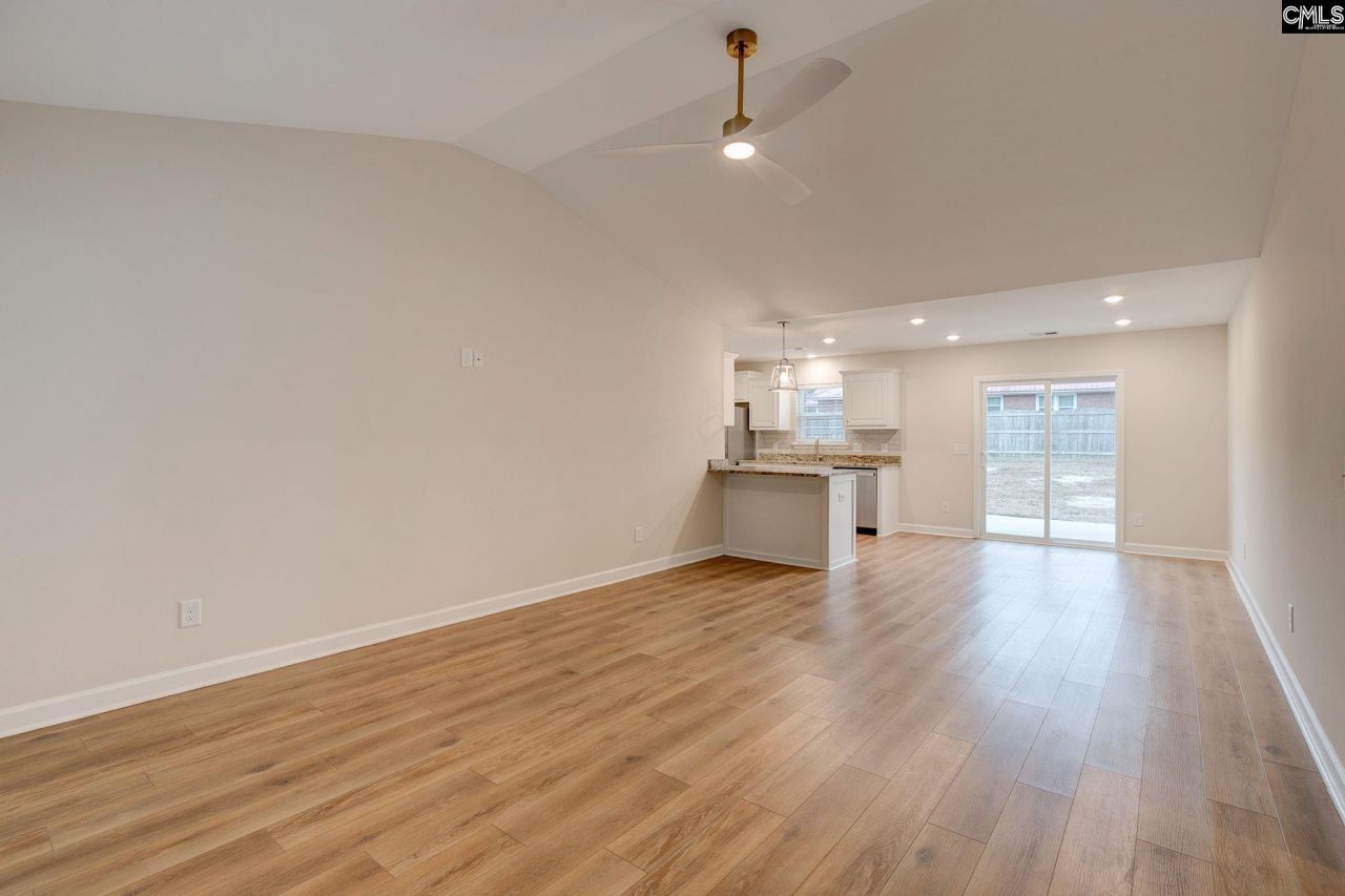 1367 Wildwood Lane Photo 7