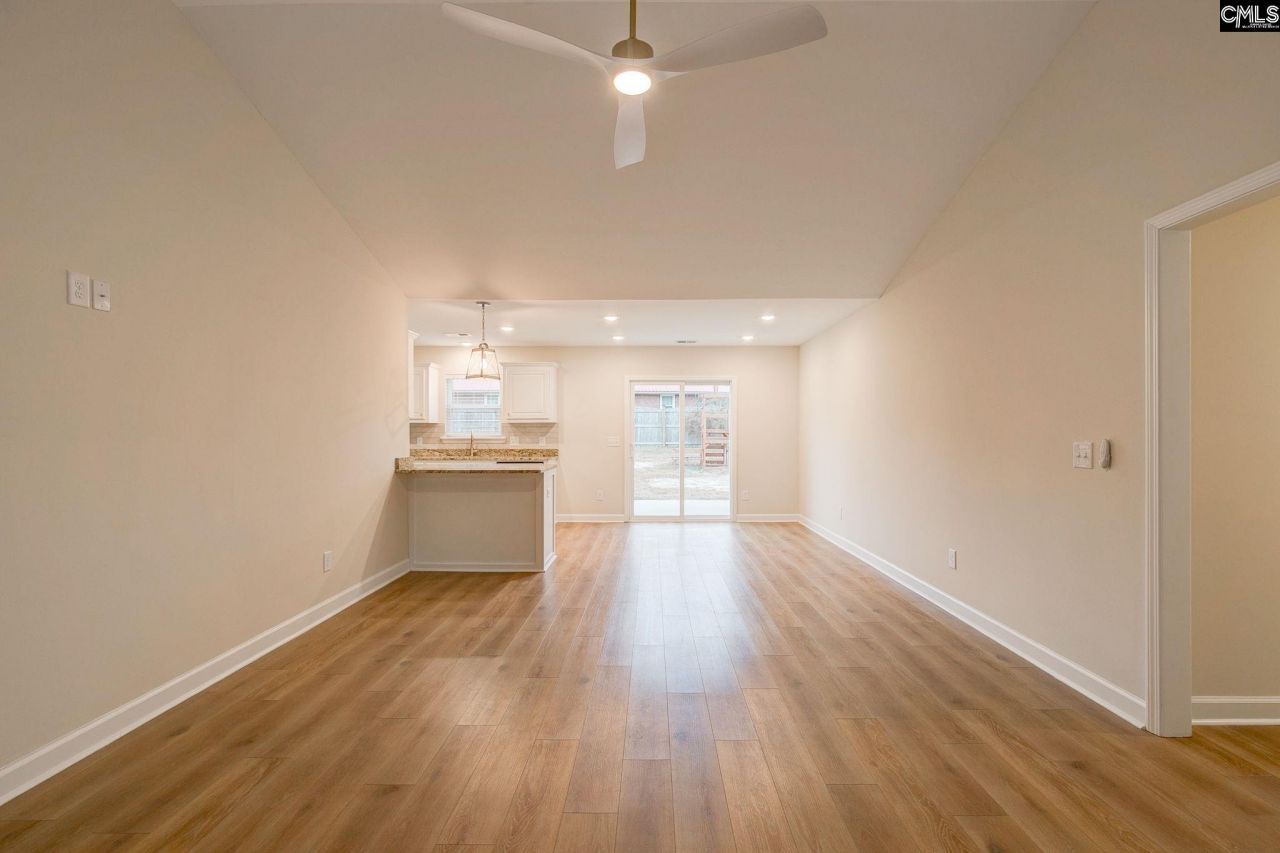 1367 Wildwood Lane Photo 8